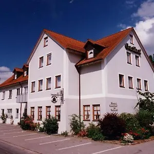 Am Schloß Pilsach